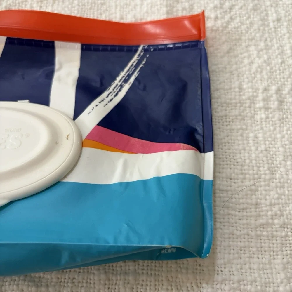 Huggies Clutch N Clean Refillable Pouch Baby Wipes Travel Container Dispenser